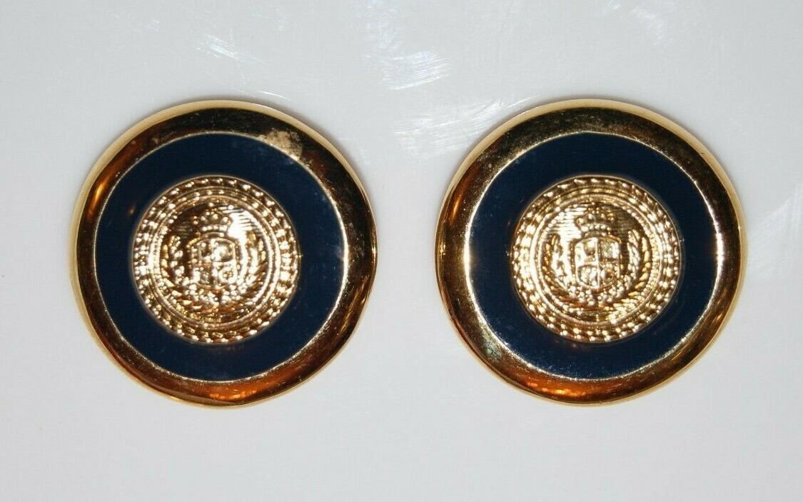 Liz Clairborne Couture Large Round Black Enamel Crest Logo Golden Clip Earrings