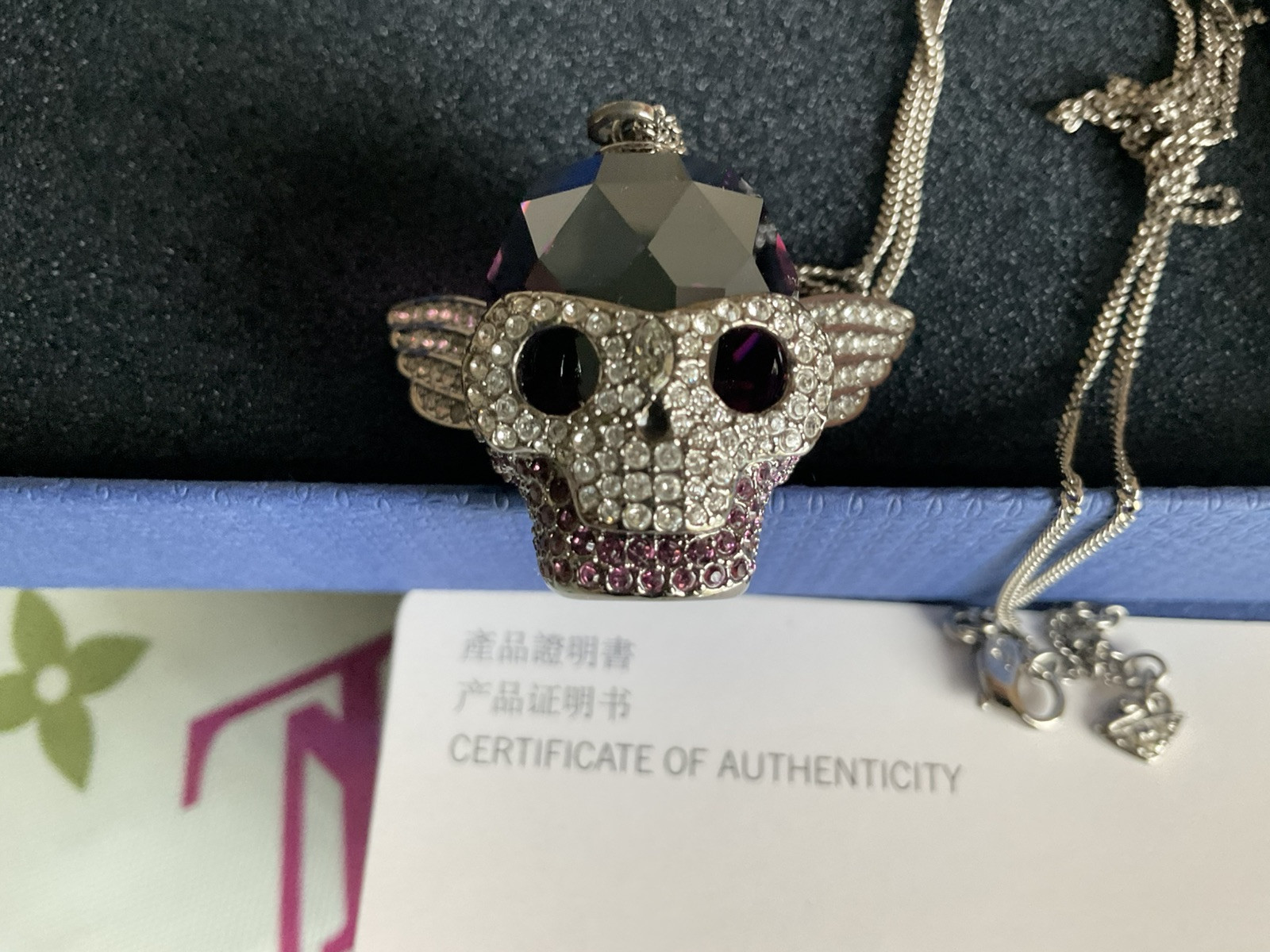SWAROVSKI CRYSTAL WING SKULL HEAD PENDANT (NEW)