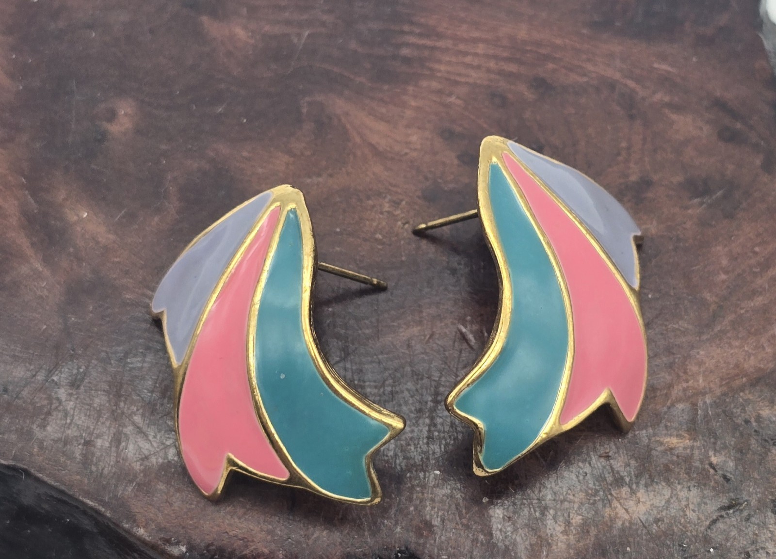 Enamel Gold Tone Tri Color Ribbon. Pierced Earrings Signed Allison Reed