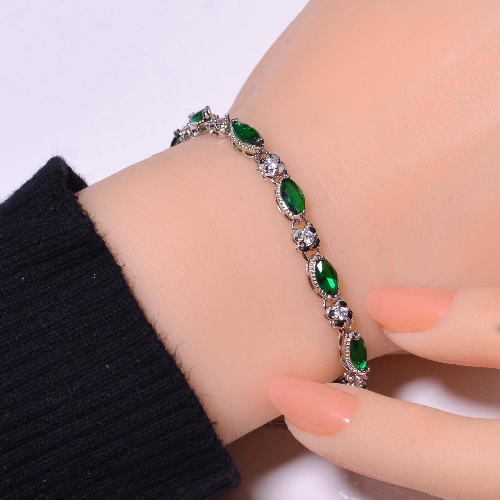 Tsavorite, Cubic Zirconia Gemstone 925 Sterling Silver Tennis Bracelet 7.99″ B19