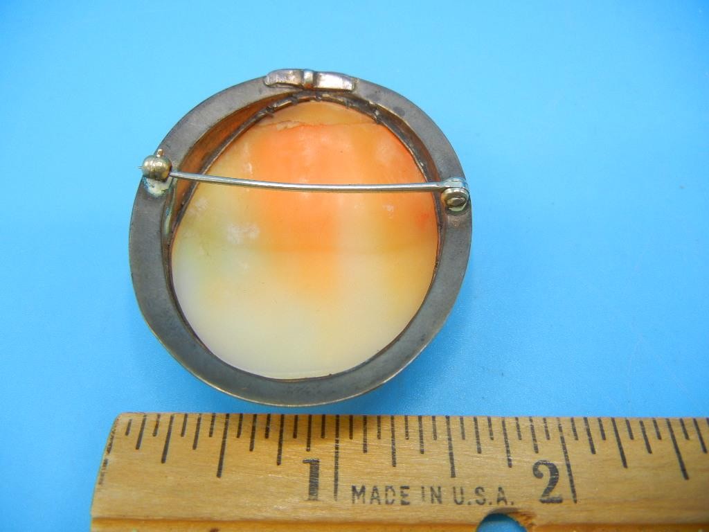 Antique or Vintage Cameo Brooch Pin Pendant Carved Shell Virgin Mary Madonna