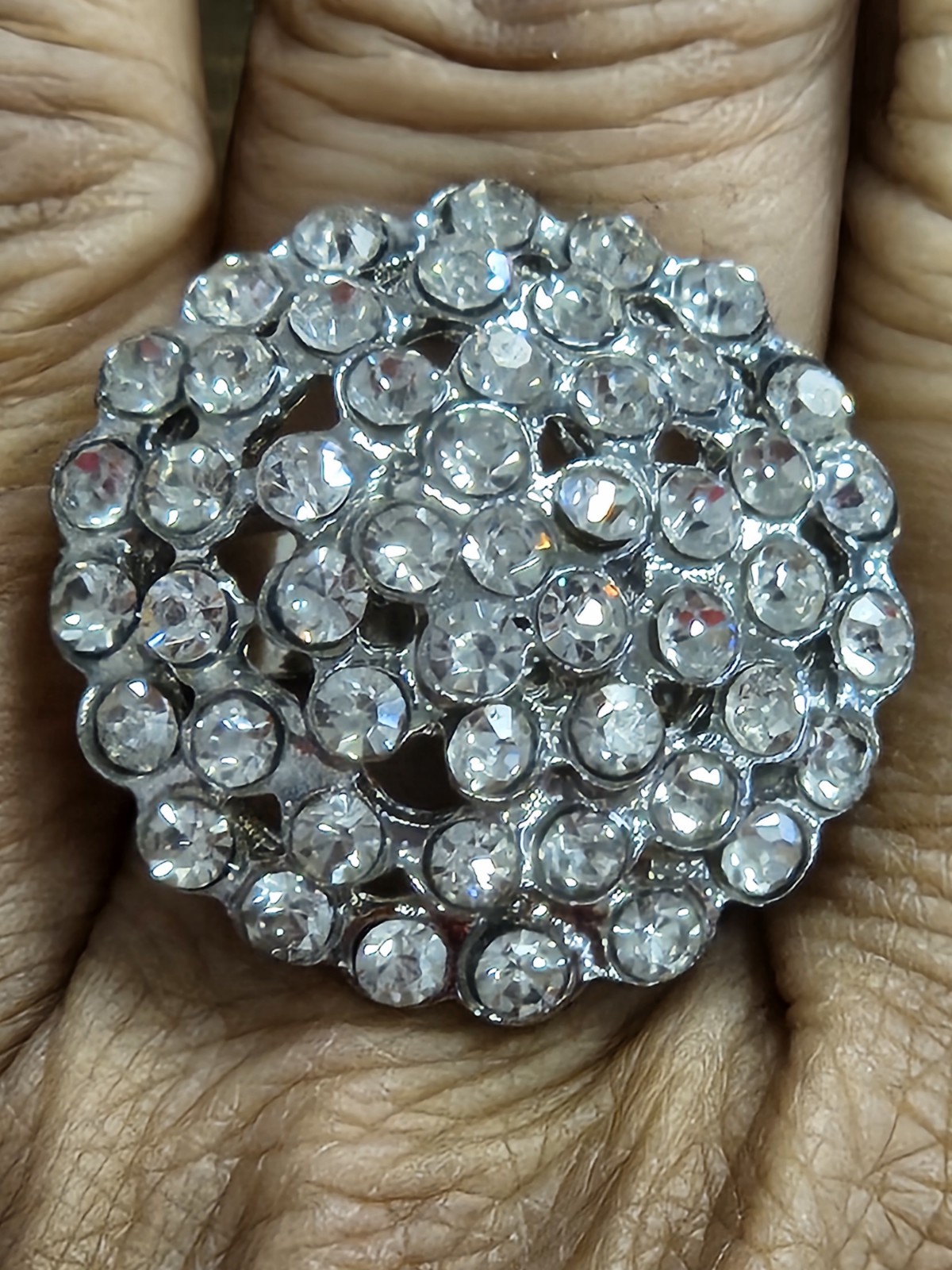 RHINESTONE FULL CIRCLE ROUND RING 💍 💎 💍 SILVER COLOR SIZE ADJUSTABLE ELEGANT