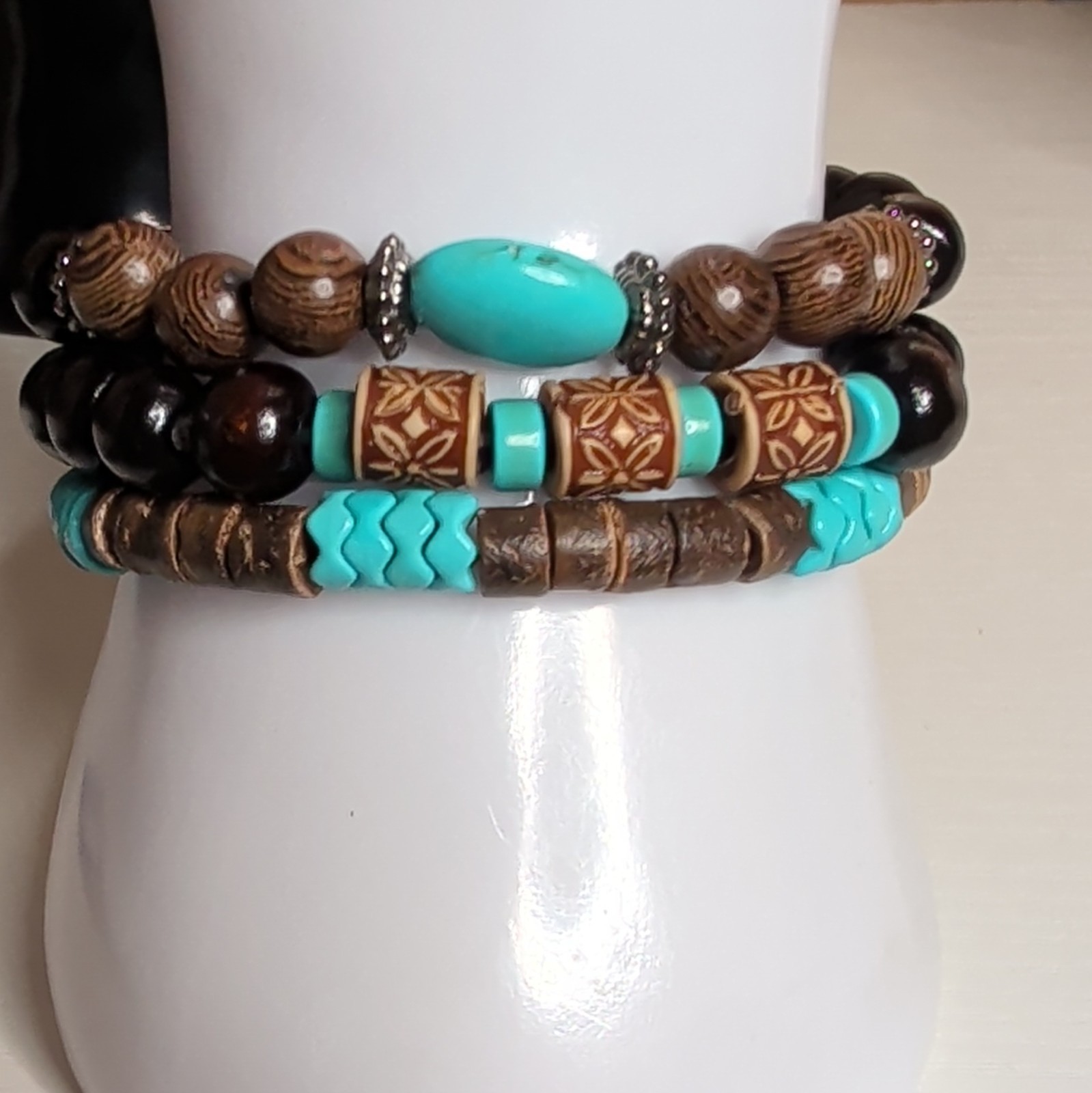 Stackable Round Beaded Stretch Bracelet Set Brown Wood Turquoise Silver (4)
