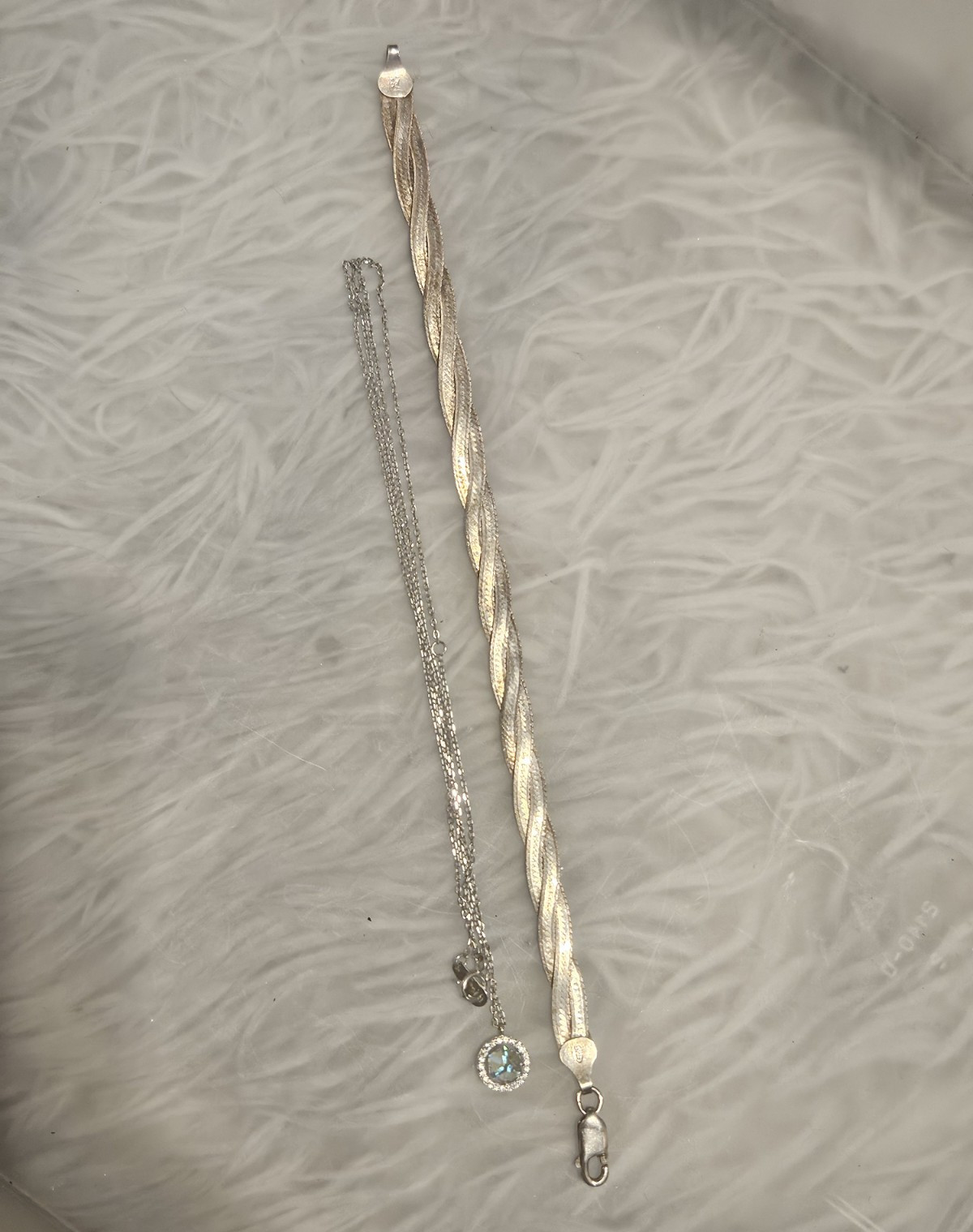 Lot of 2 Necklaces: Silver Metal Chain Round Charm Pendant + White Rope