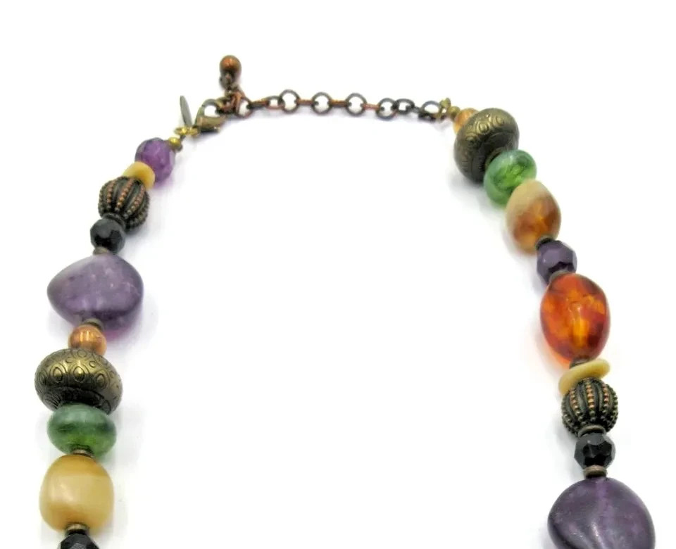 CHICOS 19″ ADJ TO CHOKER HEAVY Necklace Gold tone amber color blue green