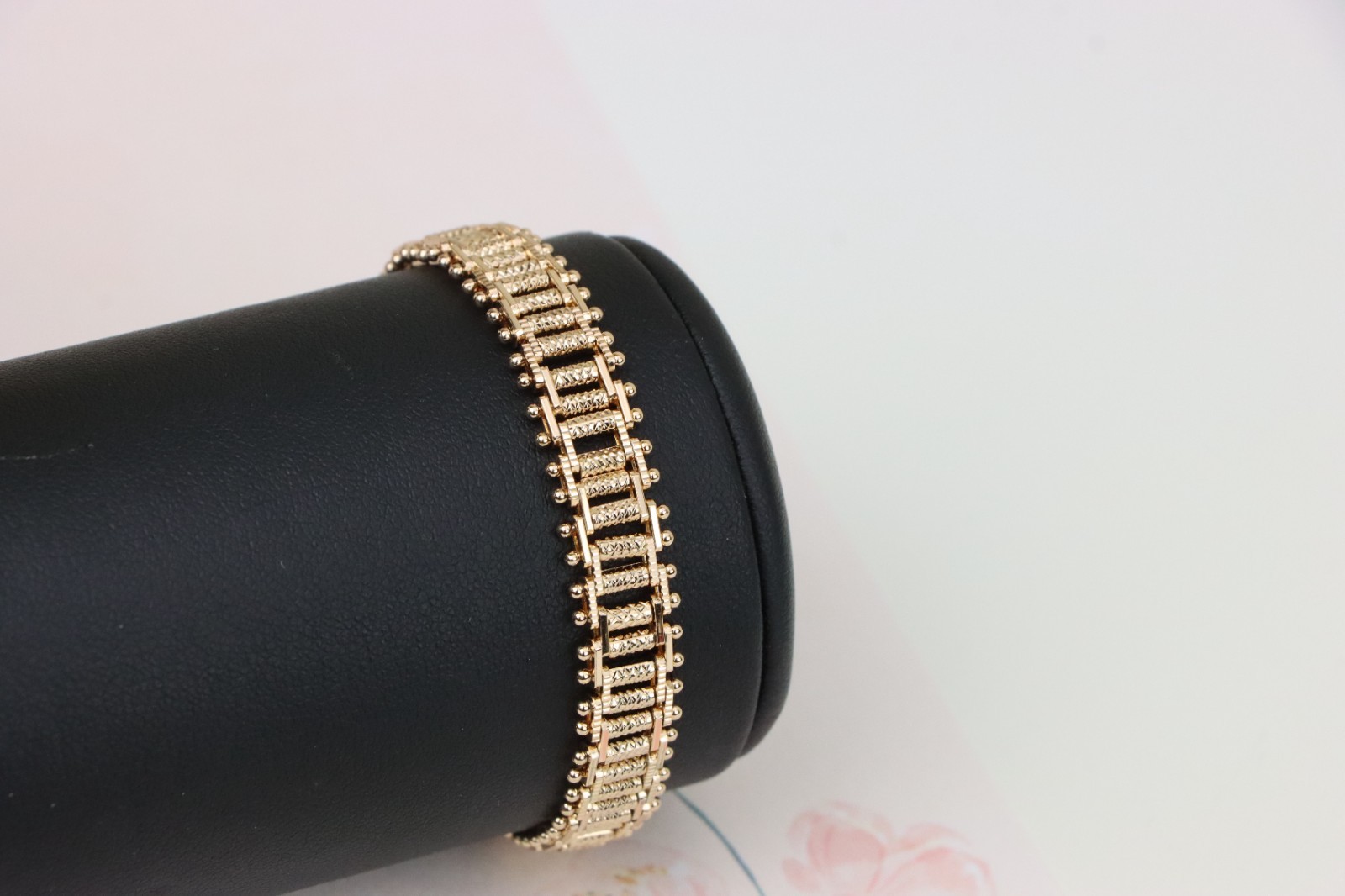 Rose Gold Textured Chain Bracelet in High-Polish Finish, XPBL1146