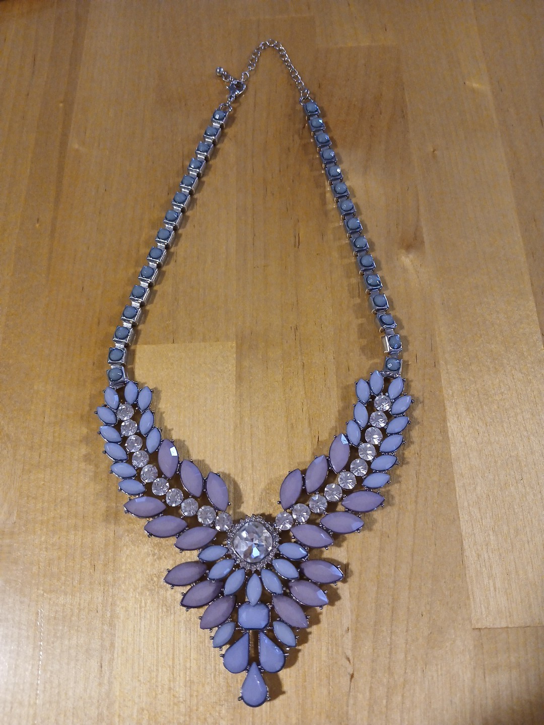 Vintage Lavender Mauve Rhinestone Bib Necklace Chevron V Statement Clear Stones
