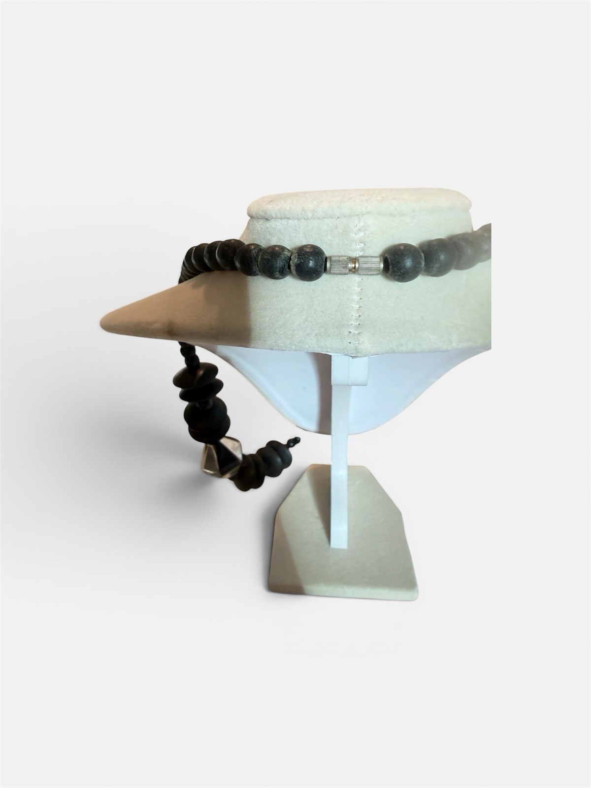 Black Ball Bead Necklace, Round White Stone Bezel Pendant, Adjustable, Boho