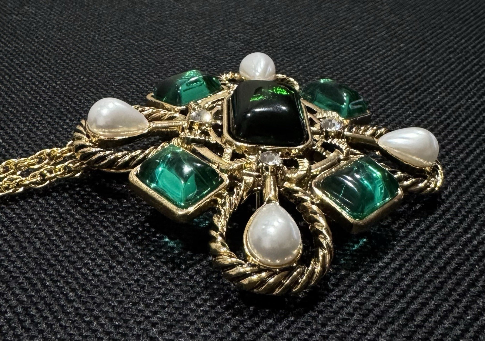 Catwalk Jon Gripoix Glass Style Cabochon Gold Tone Cross Pendant Necklace Brooch
