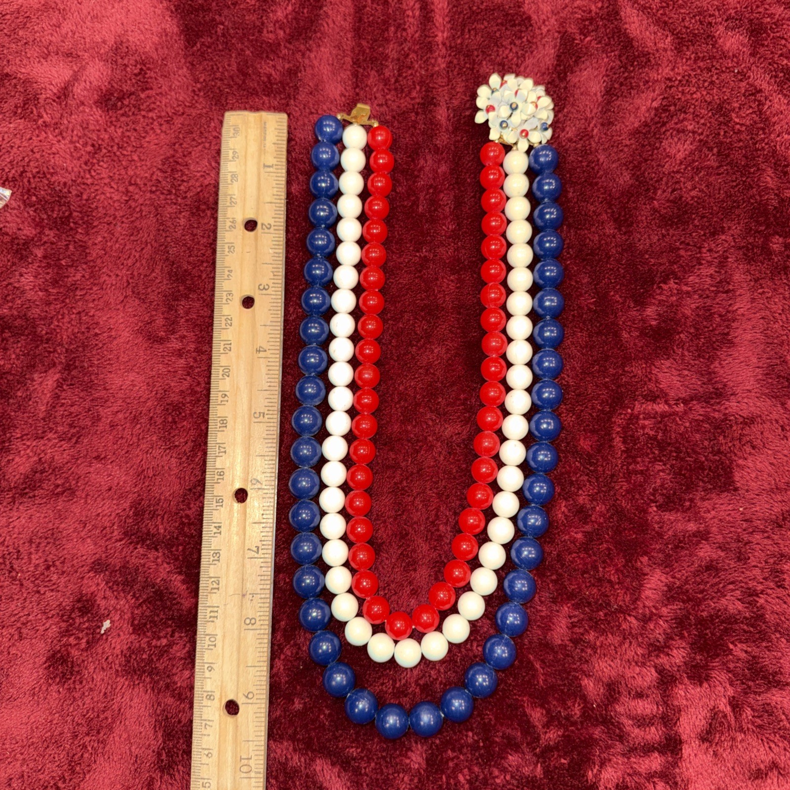 Beaded Necklaces/ Bracelet Lot Plastic/ Resin Some Vintage