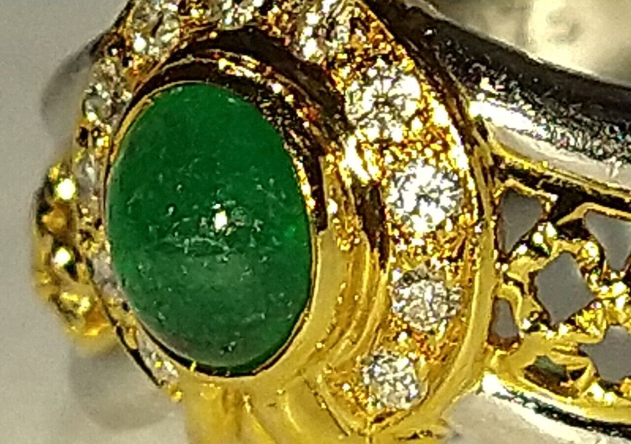 Solid heavy platinum & 18k gold 0.91 carat natural emerald diamond ring 8.76 grm
