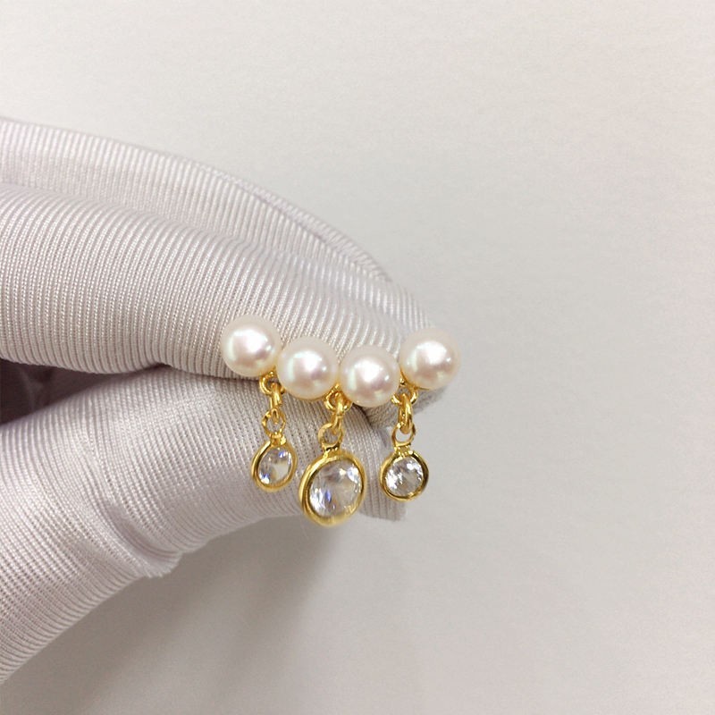 Natural fresh water pearl earrings made with 925 sterling silver