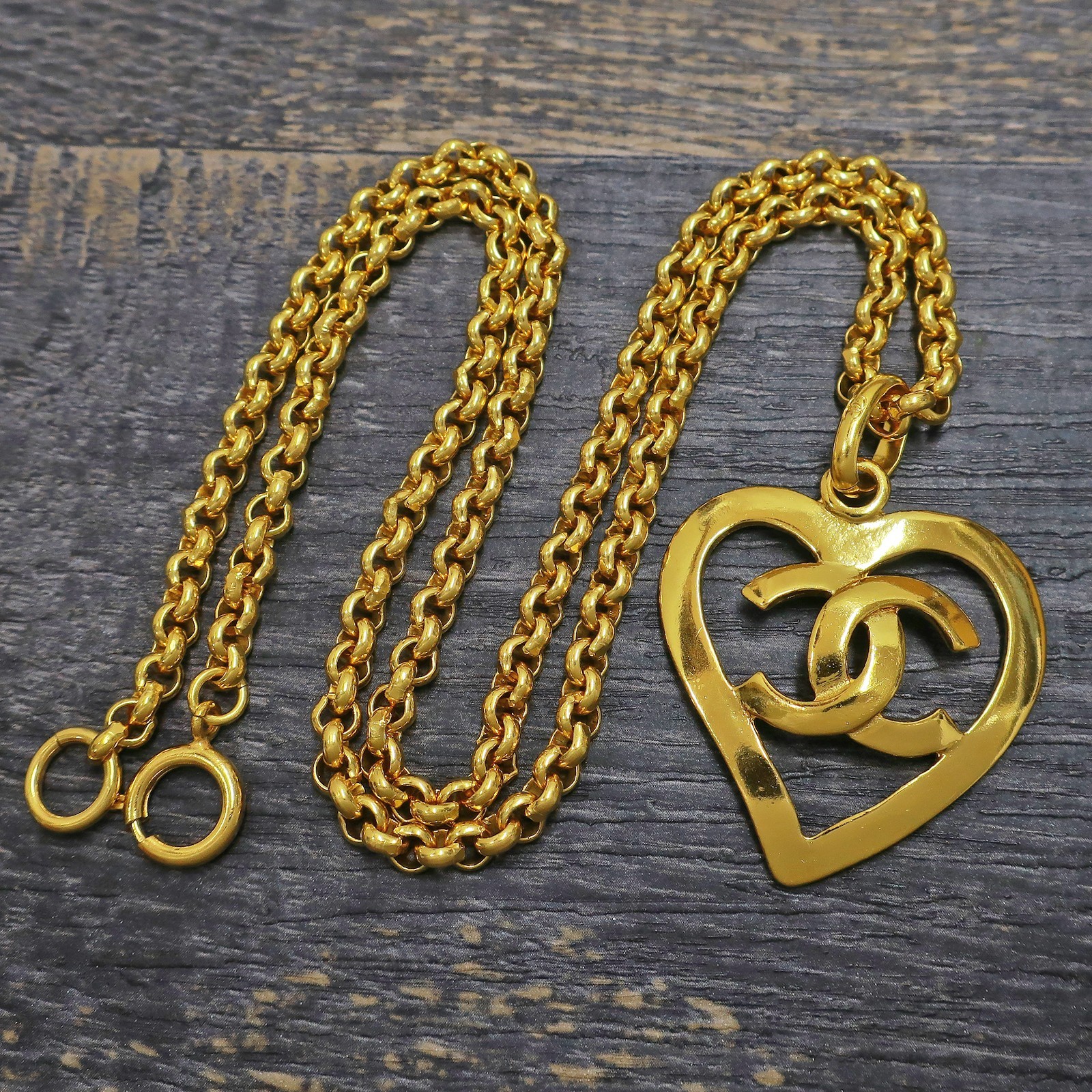 CHANEL Gold Plated CC Logos Heart Charm Vintage Necklace Pendant #1355c Rise-on