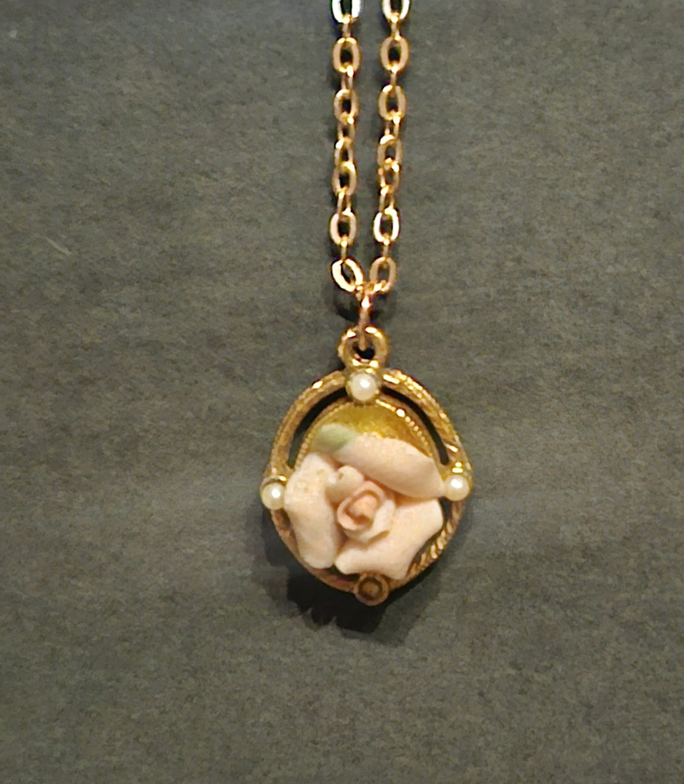 Gold Tone Pink Rose Cameo Pendant Necklace & Dangle Earrings , 23 in Chain