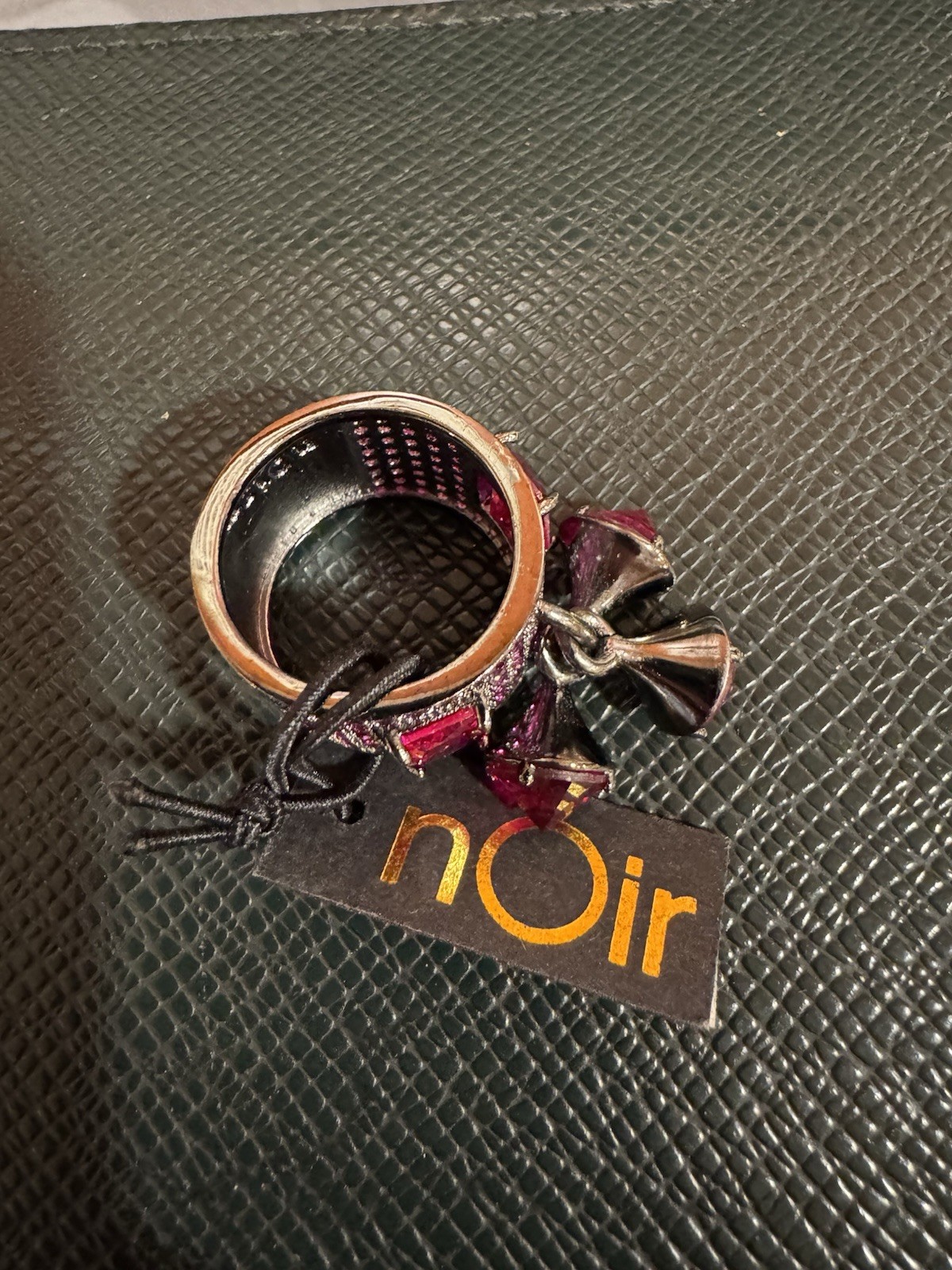 nOir Ring Black Hardware With Red And Pink Rhinestones NWT Size 7