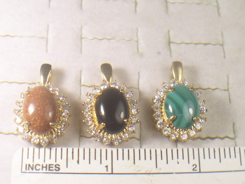 MALACHITE PENDANT GEMSTONE SEMI-PRECIOUS WITH SWAROVSKI CRYSTALS 808MAl-4