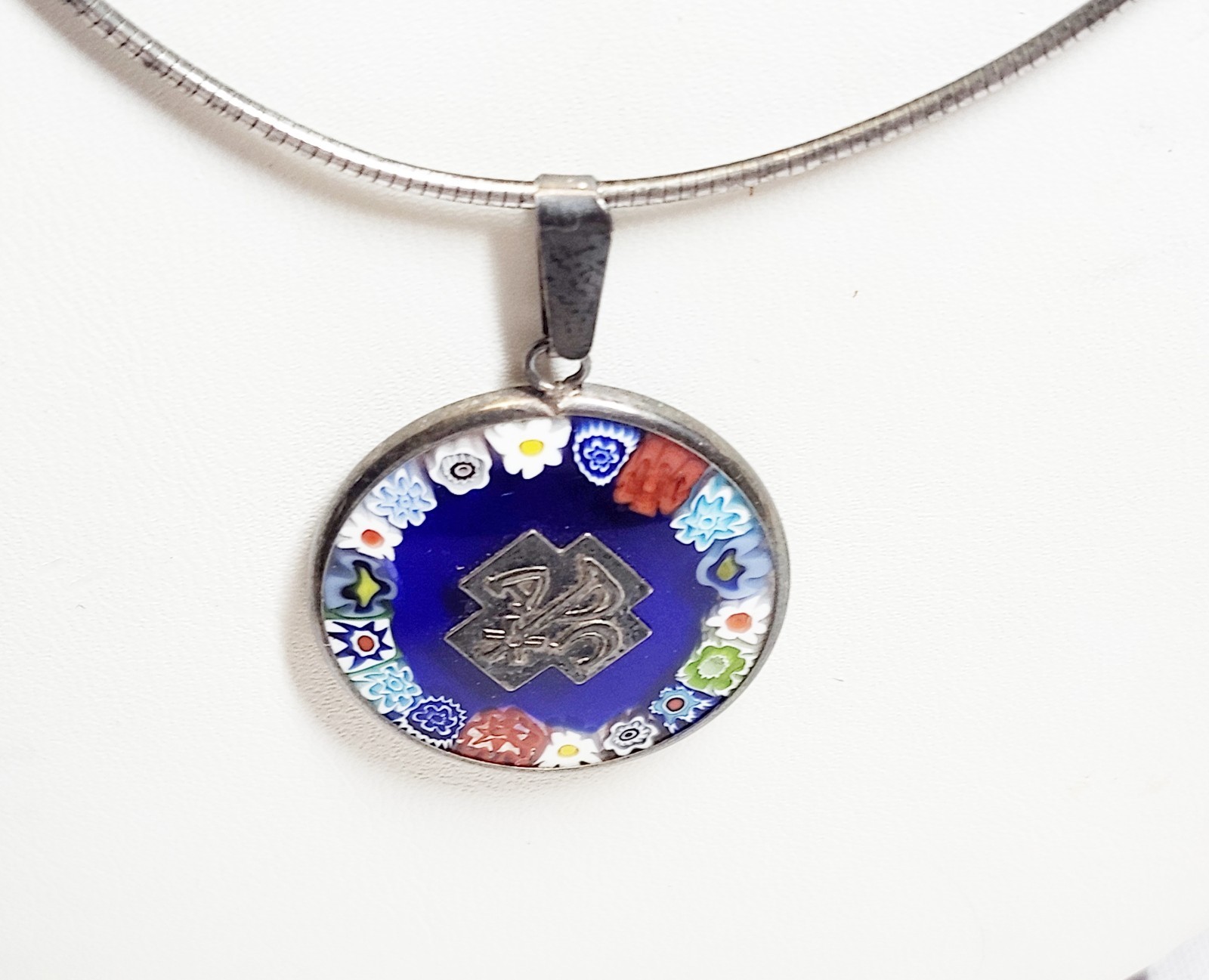 925 Sterling Silver Encased Millefiori Glass Pendant Necklace w/ Silver Emblem