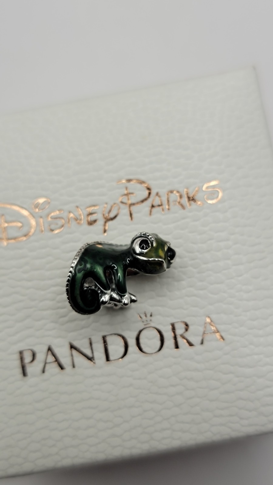 Authentic PANDORA Disney Tangled Pascal Color-changing Chameleon Charm W Box B94