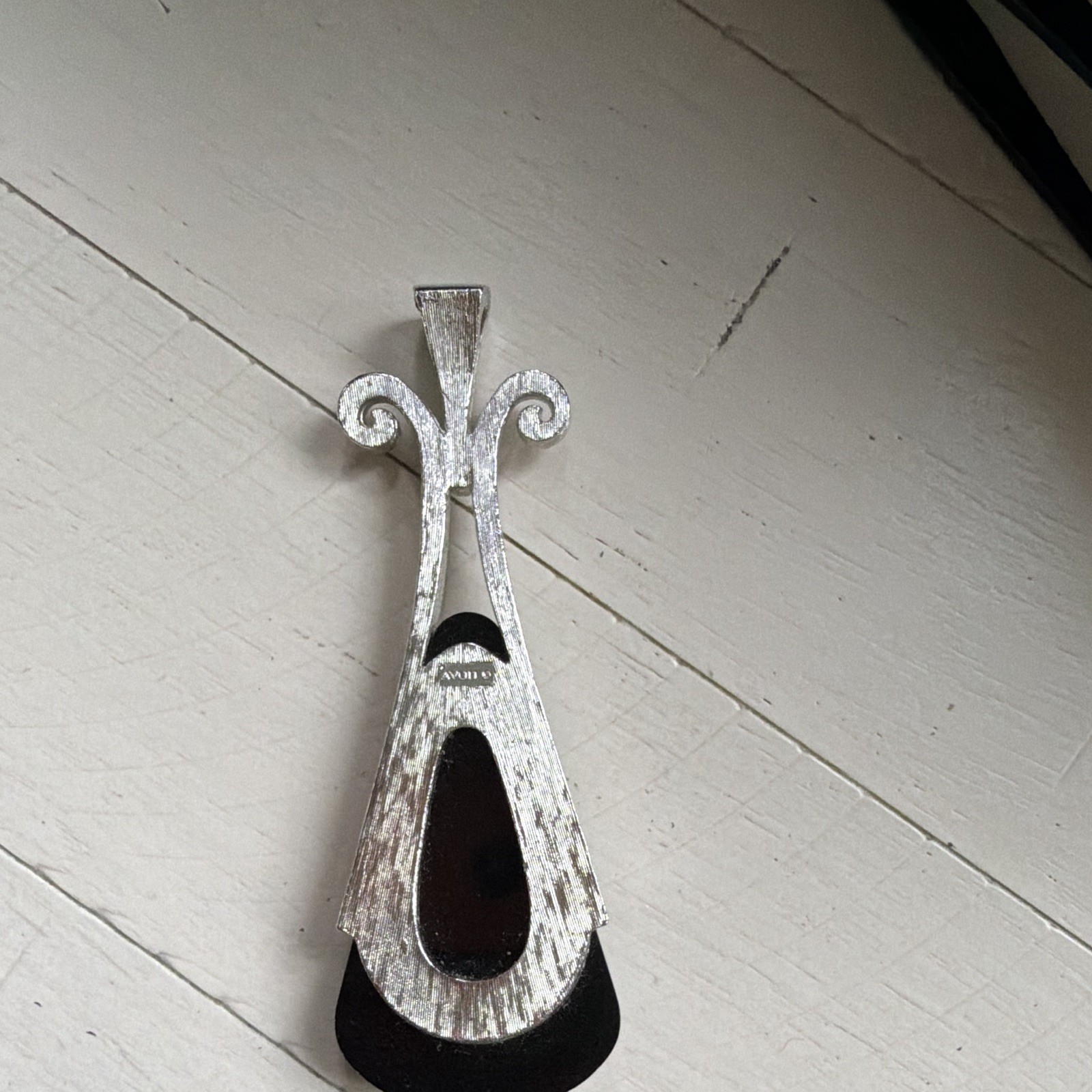 Avon Signed Silver Tone Black Teardrop Inlay Pendant Metal Necklace Charm