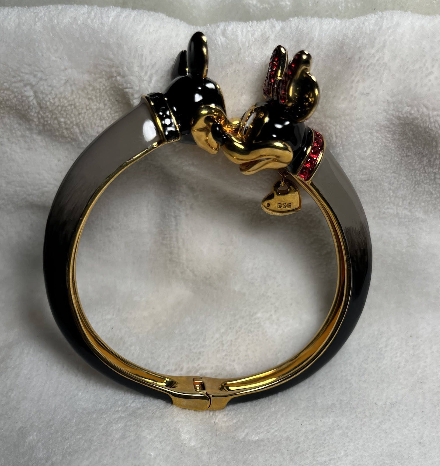 Disney Mickey & Minnie Mouse Kissing Bangle Bracelet Gold Tone Red Black