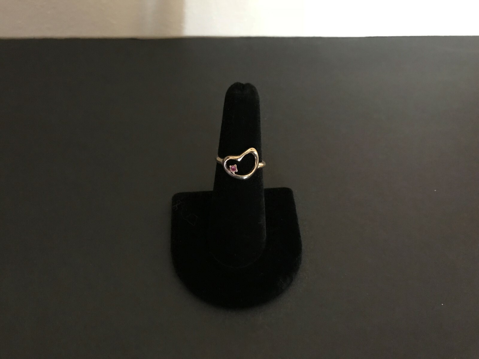 Brass Tone Ring Heart Tiny Red Rhinestone Size 6 Women’s Vintage Rough Poor Bad