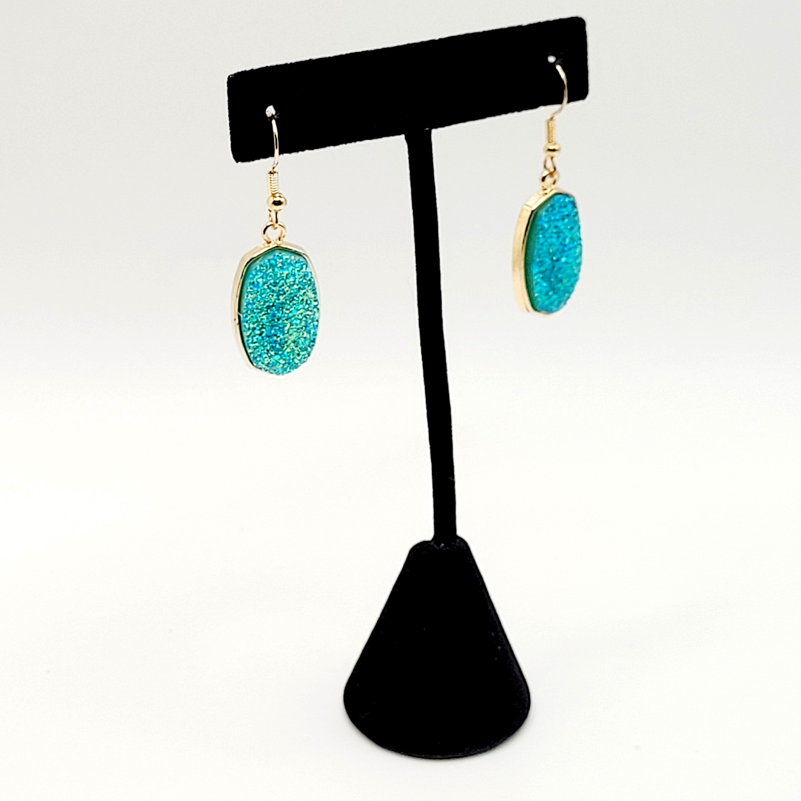 Modern Sparkle Faux Druzy Turquoise Color Gold Tone Pierced Hook Dangle Earrings