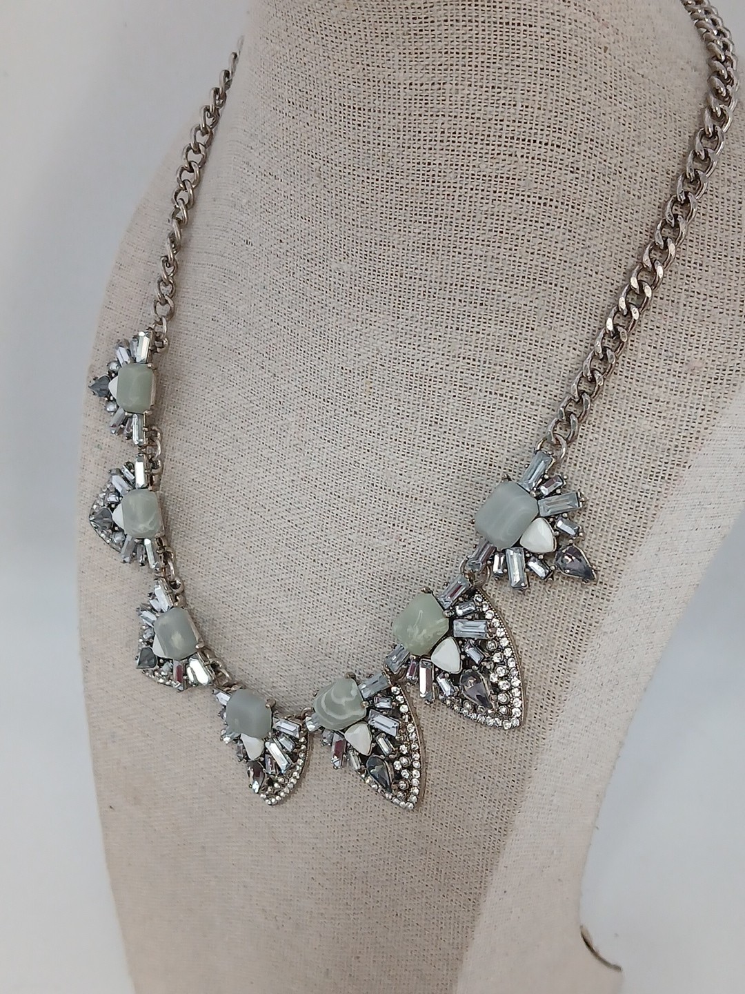 SPRING STREET Brand silvertone clear multi color & shapes statement necklace