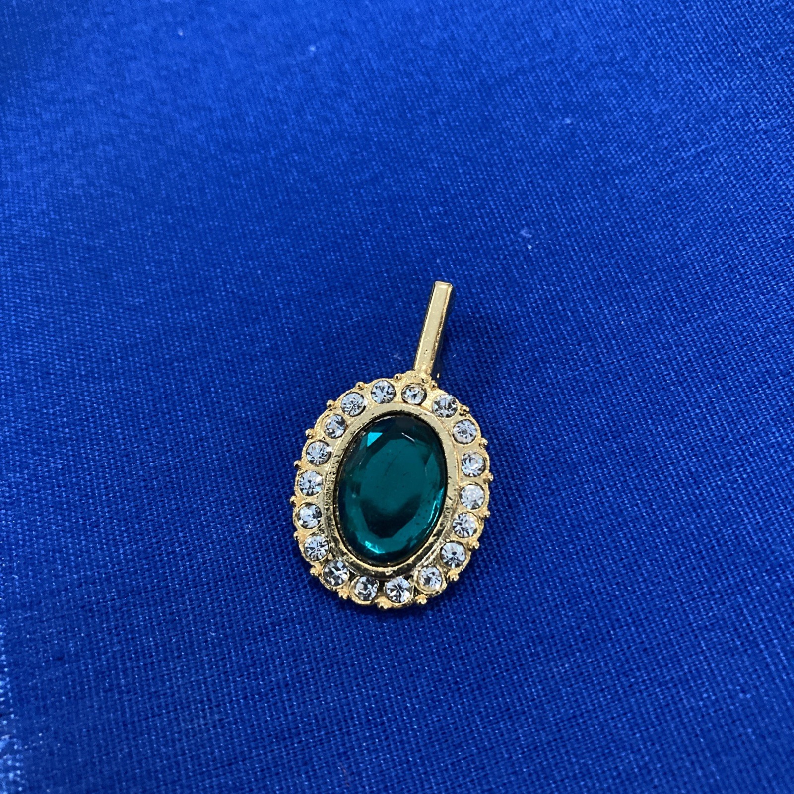 Pendant Gold Tone Faux Emerald Rhinestone 1.25 x .75″ Irish