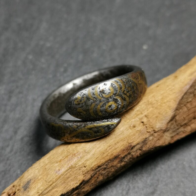Gandhanra Unique Tibetan Snake Ring | Cold Iron Ring | Protection Jewelry