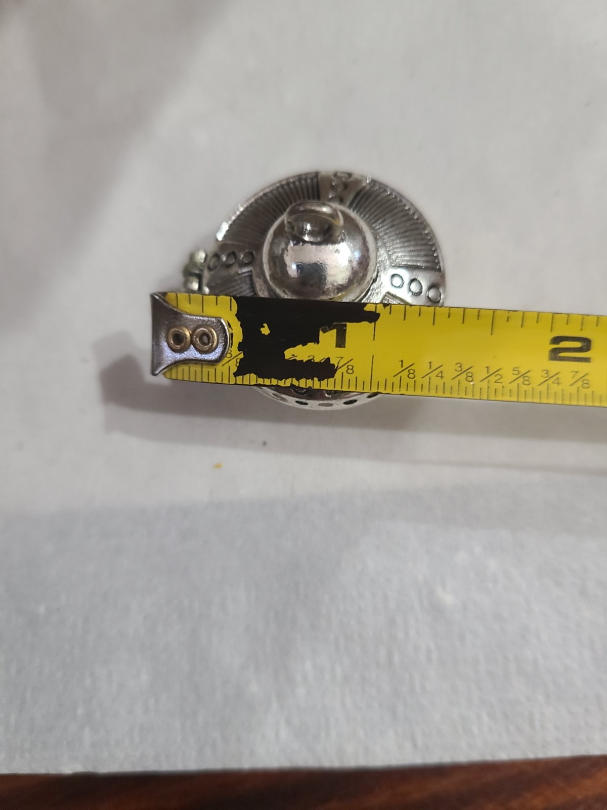 Silvertone Flying Saucer Alien Space Ship Hinged Trinket/Pill Box Pendant Charm