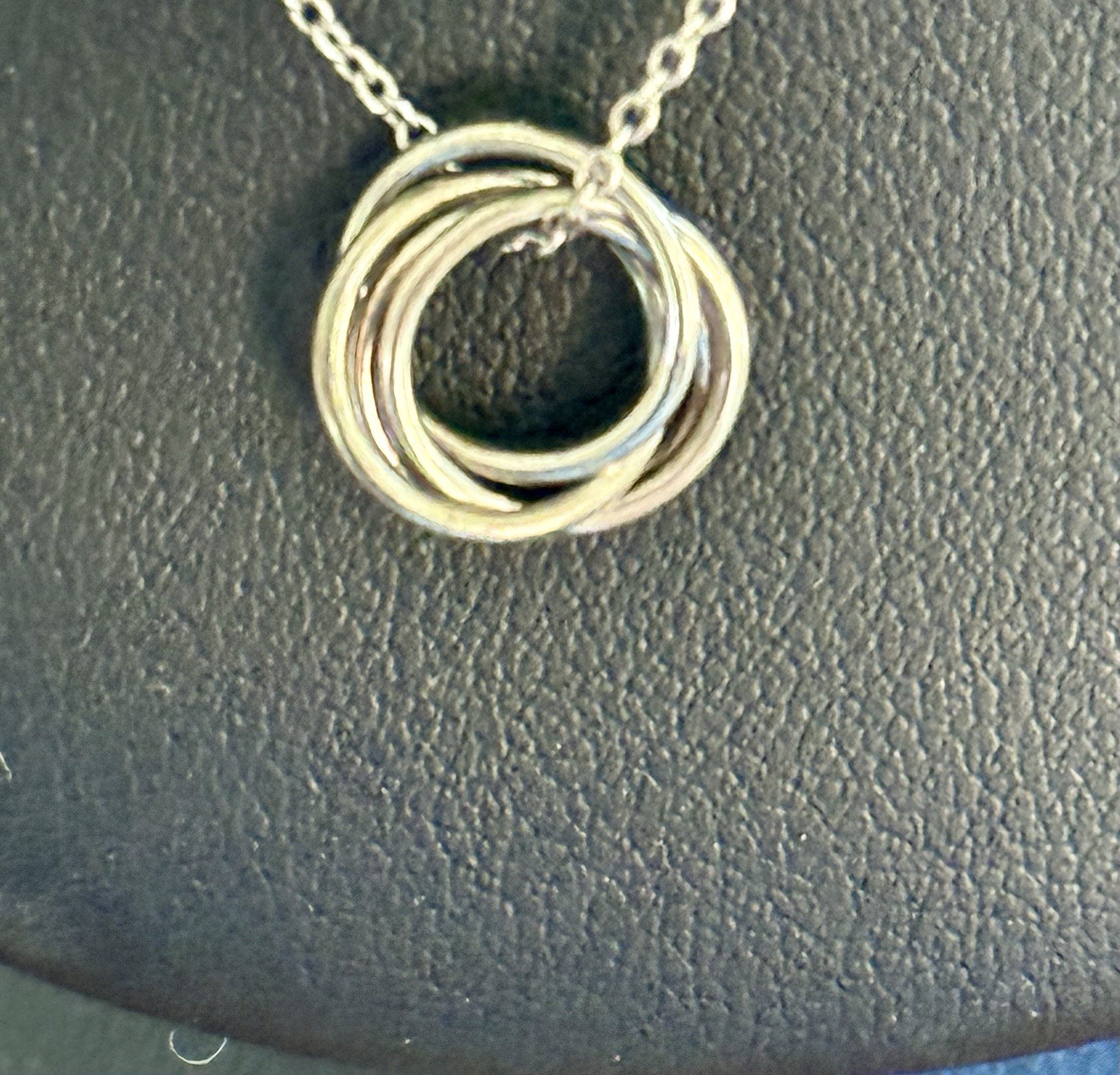 .925 CELTIC KNOT 4 Rings -Silver Pendant Necklace 18″ Chain – Adjustable Length