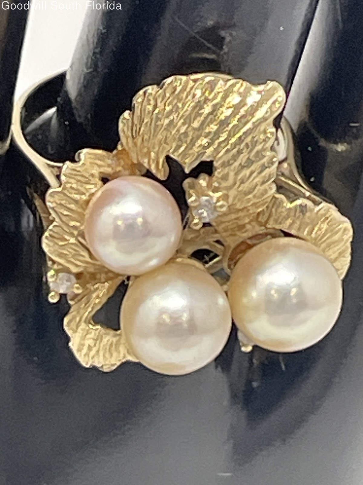 Gold 14K With Diamonds Ring Size 8 (Stamped 14K- Tested 13.79KT) Weight 6.2g