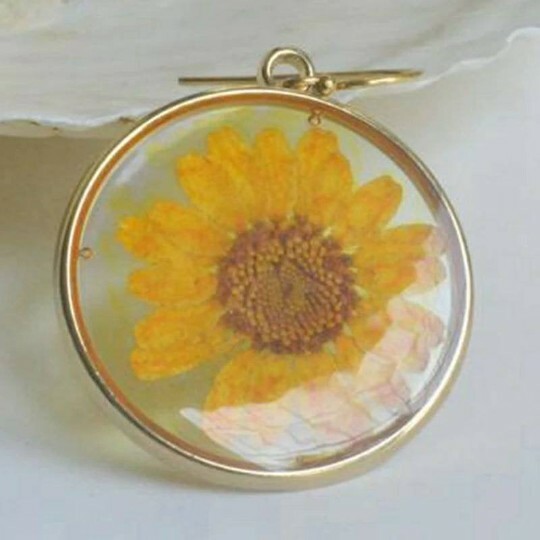 Real Dried flower Earrings Pressed Sunflower yellow 90s dangle gold rim