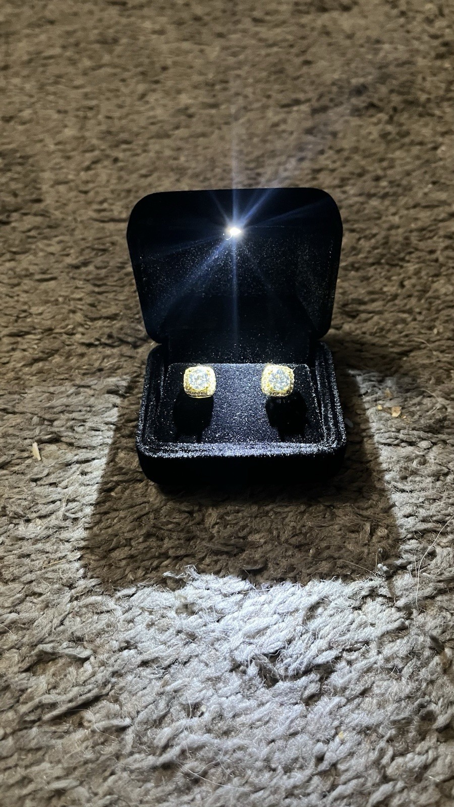 VVS1 Square Moissanite Halo Earrings Gold plated 1.0CT Size 6.5mm GRA✅