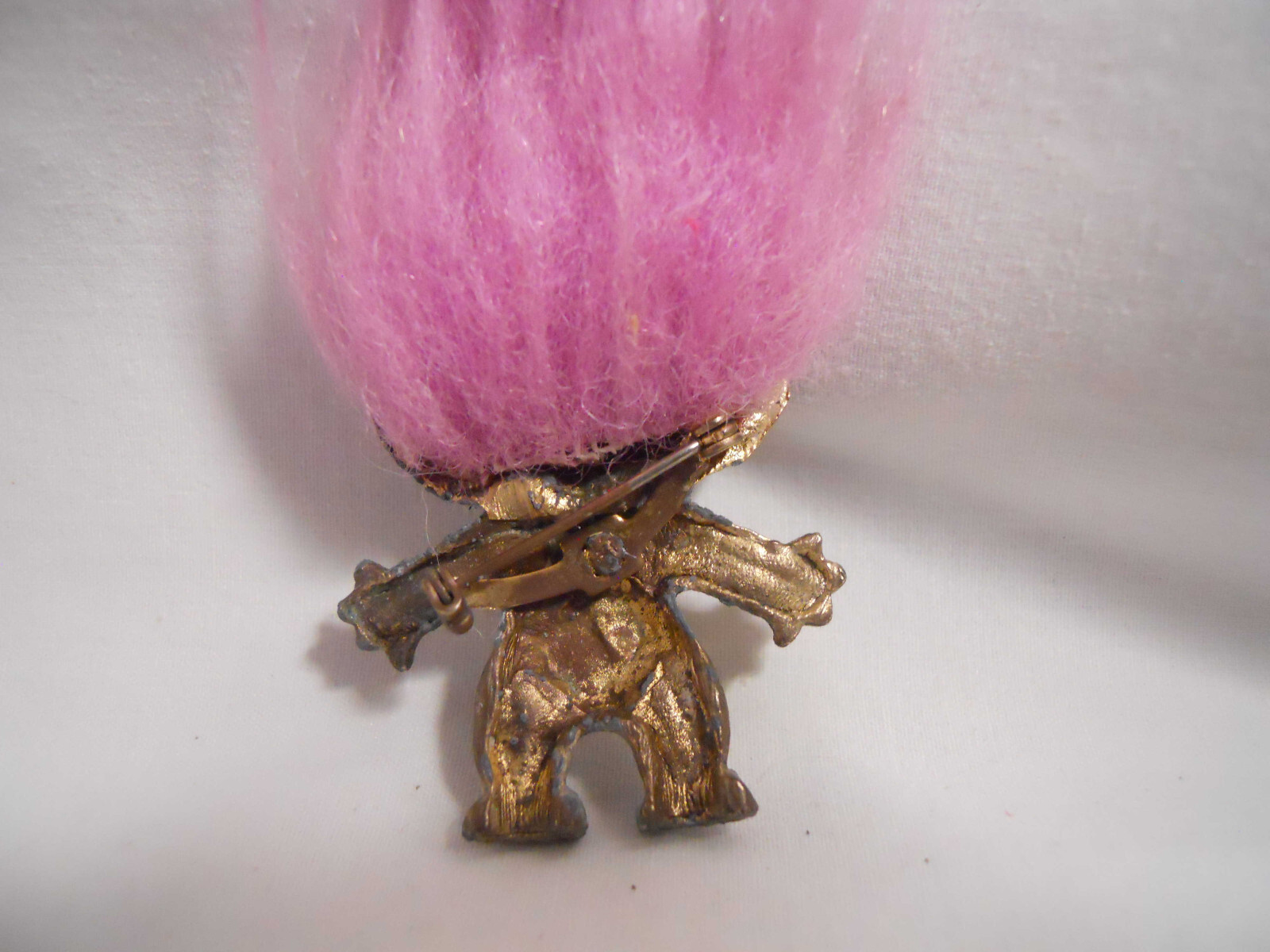 TROLL PIN 60s 1 1/2″ Purple Hair Googly eyes