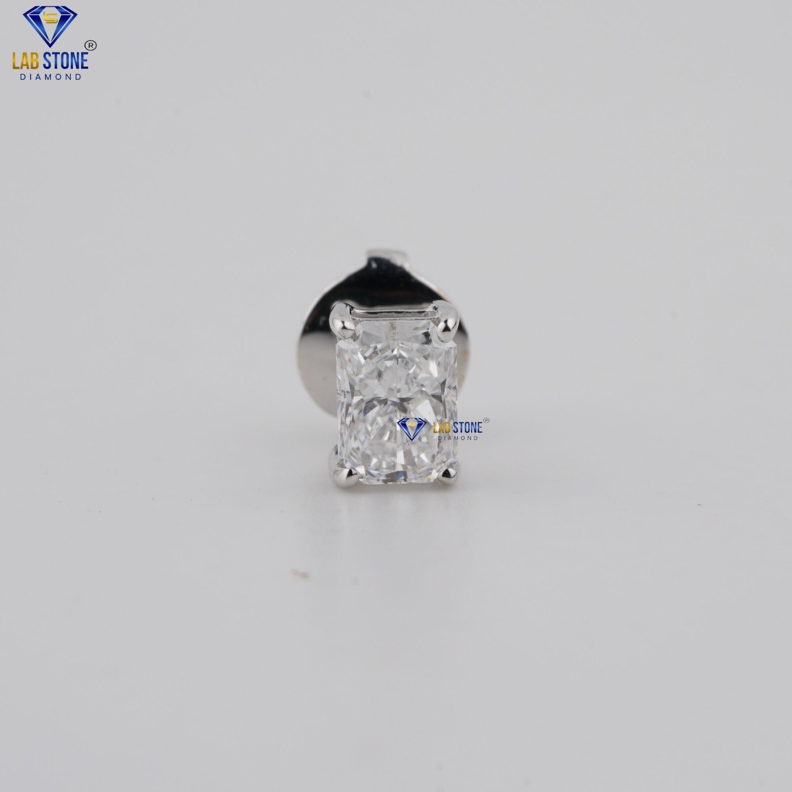 0.93 TDW Emerald Cut Beautifu Earring Moissanite Diamond 925 silver Labstone