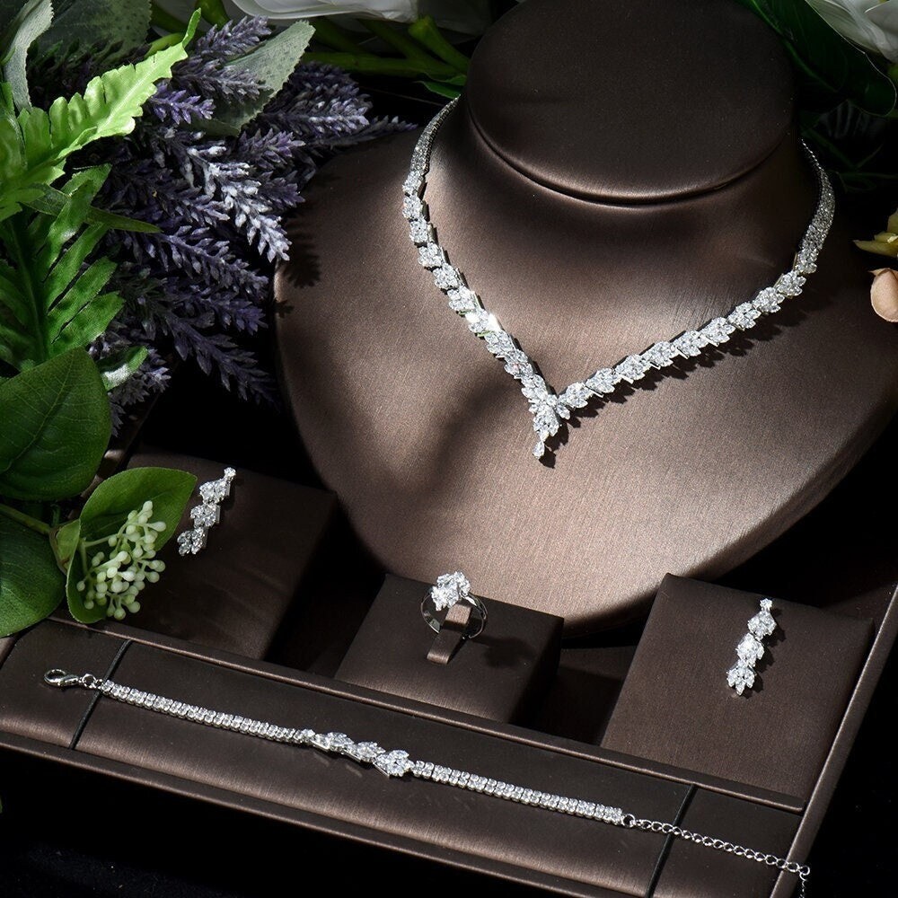 RHINESTONE BRIDAL NECKLACE Earrings Wedding Jewelry Set 4 Pc.