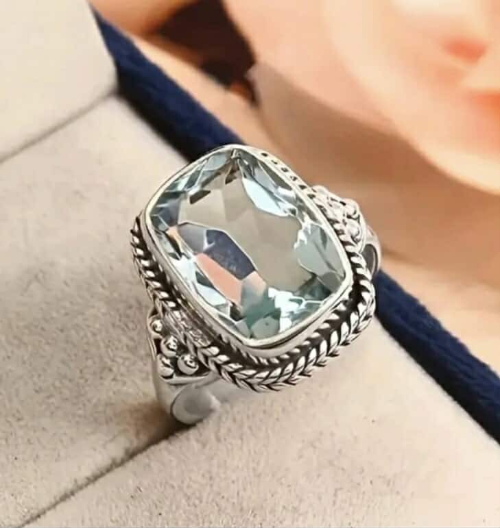 Elegant 925 Sterling Silver Blue Topaz Fashion Wedding Engagement Ring Size 8