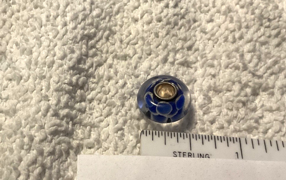 European Style Bead – Scalloped Blue Glass Buy 3 = Free Shipping (2-B)