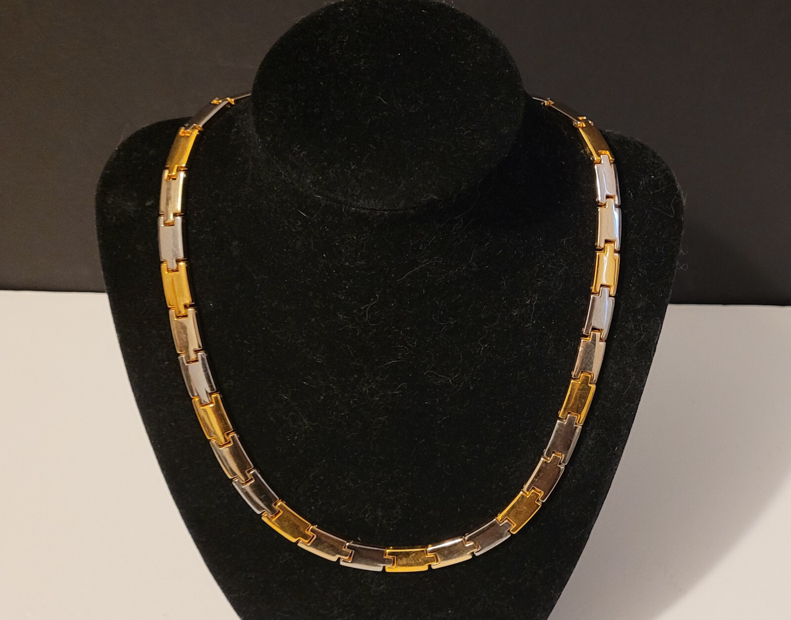 Gold Silver Two Tone Necklace 17″
