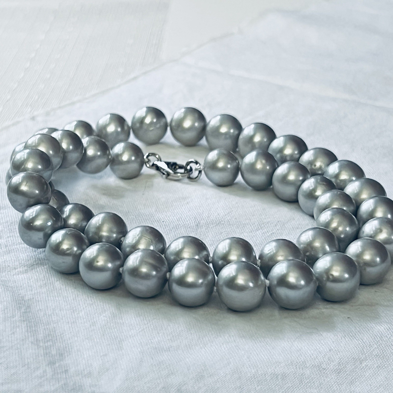 OP Single Strand Grey Knotted Pearl Necklace Sterling Silver 925 Clasp, 20”