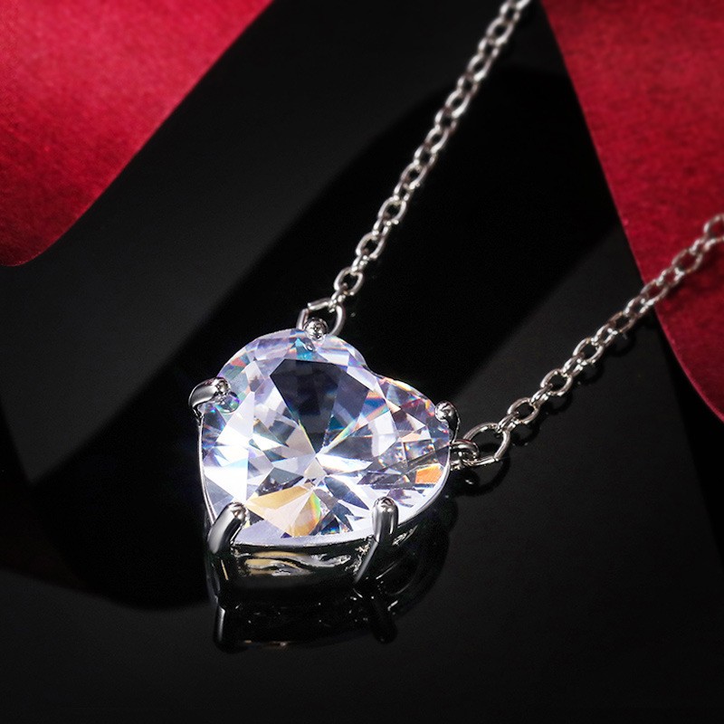 Fashion Plated Silver Heart Necklace Pendant Women Simulated Sapphire Jewelry