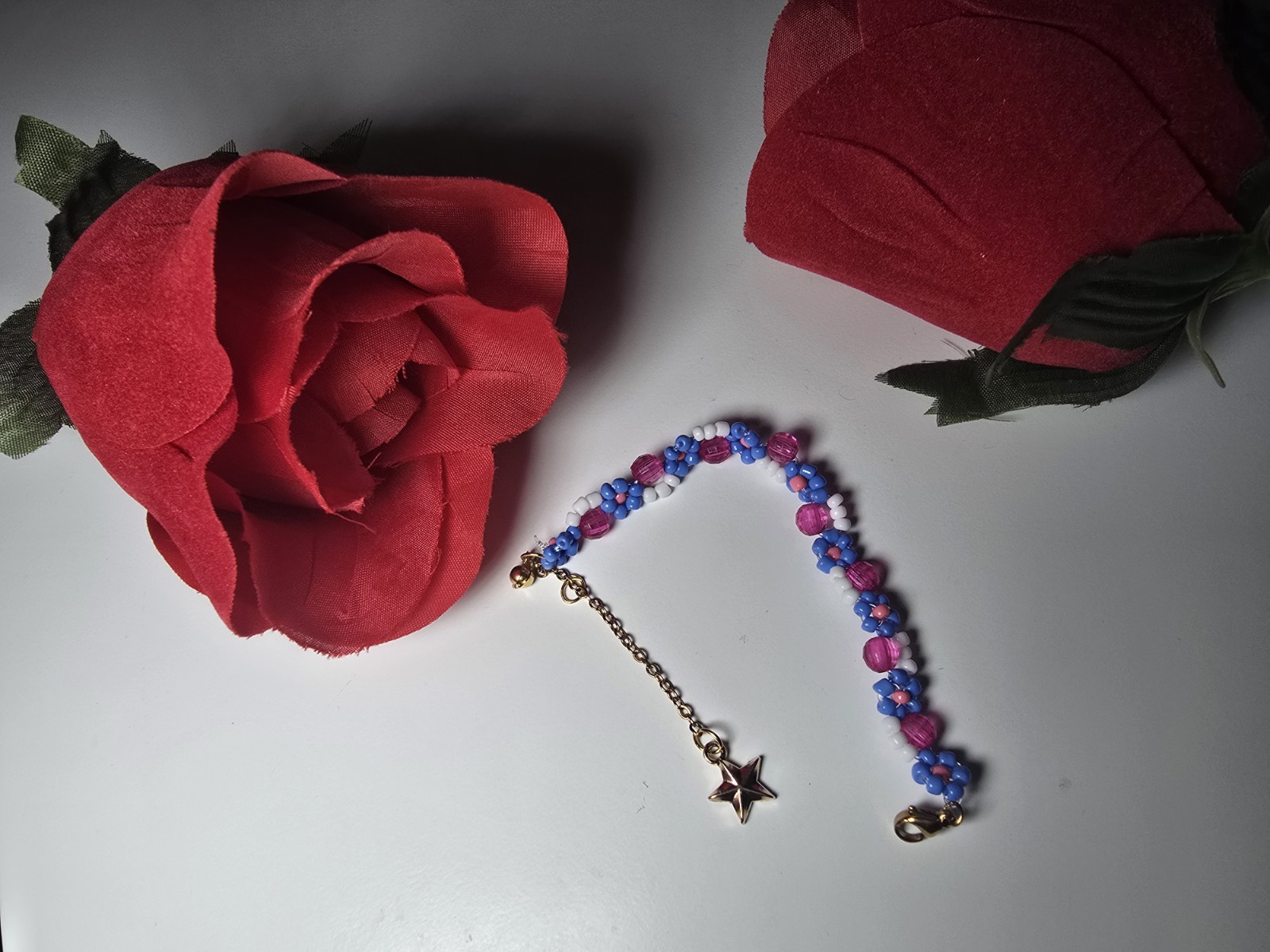 Blue & Pink Beaded Star Dangle Charm Bracelet Cable Chain Lobster Clasp