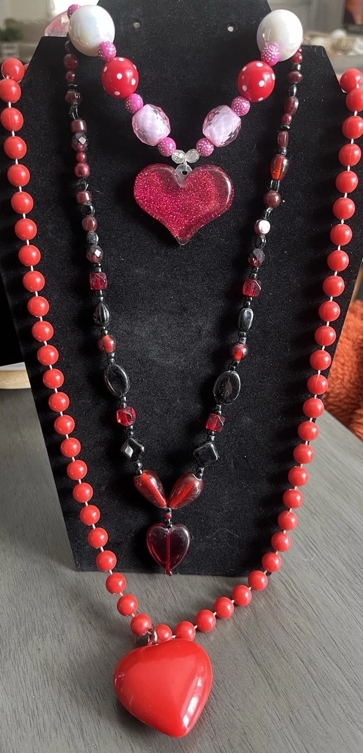 Heart Necklace Lot Glass mixed material Red Black Pink Jewelry Valentine