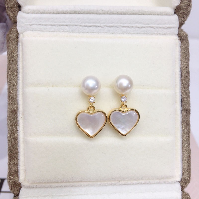 Natural fresh water pearl earrings made with 925 sterling silver