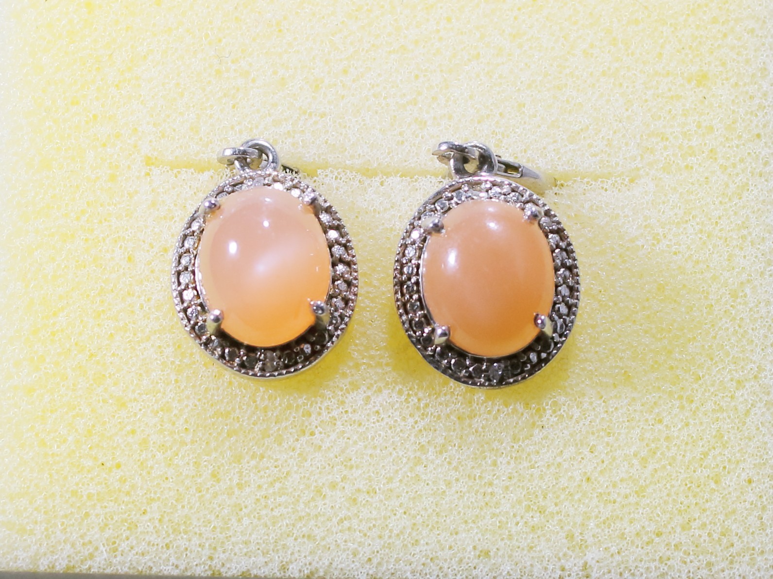 SRI LANKAN ORANGE MOONSTONE – HALO – DANGLE EARRINGS – PLATINUM/STER SILVER