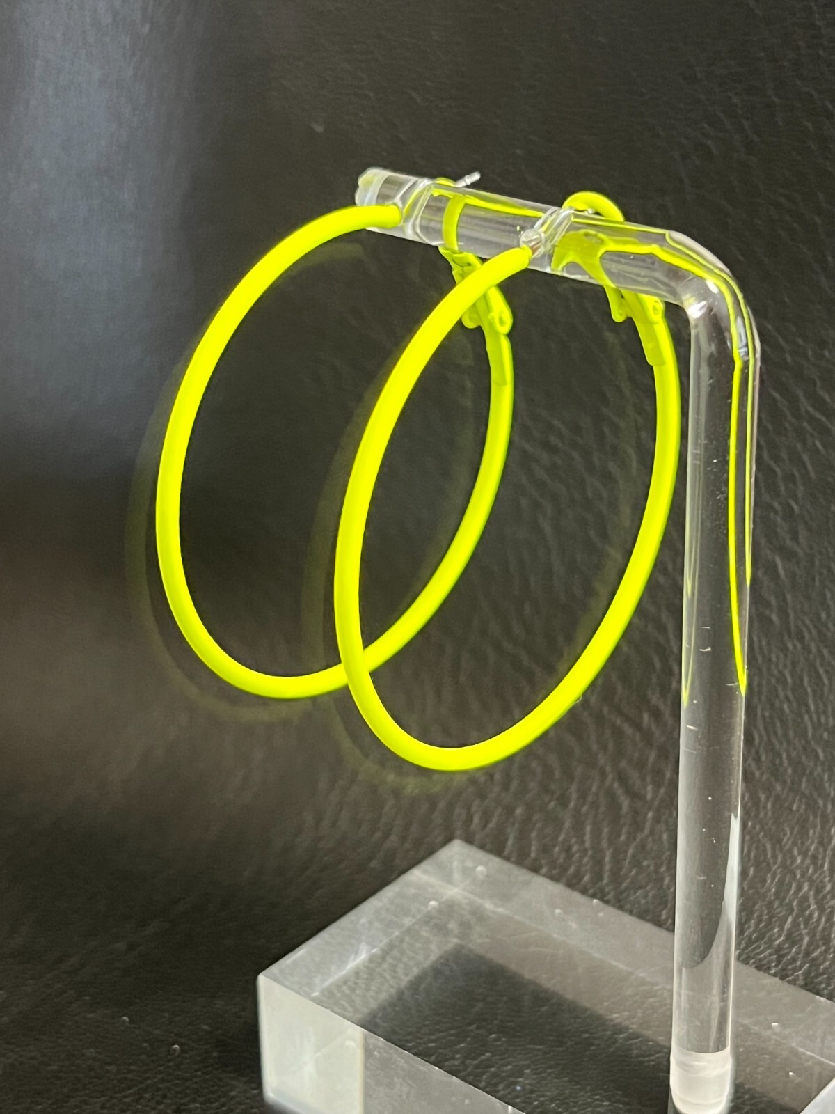 FUN NEW PAIR WOMEN’S HOOP EARRINGS 45MM BRIGHT YELLOW