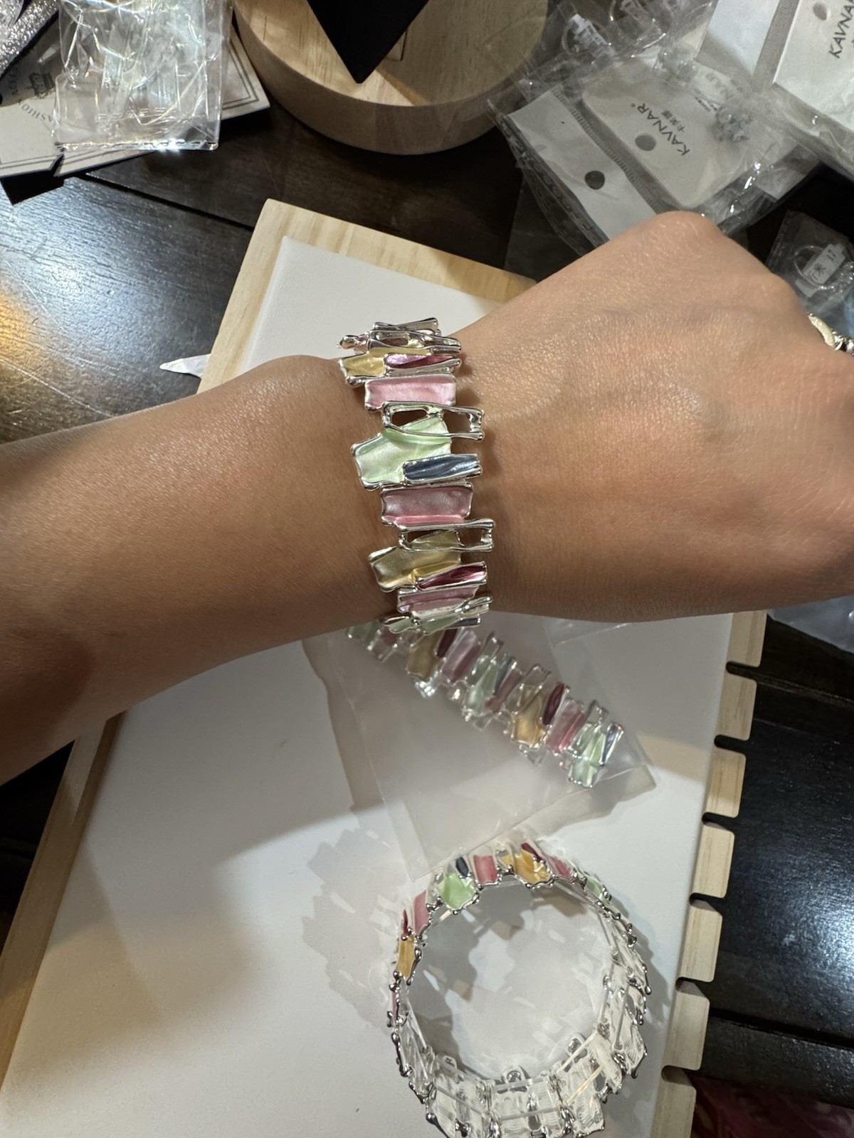 Fashionable bracelet