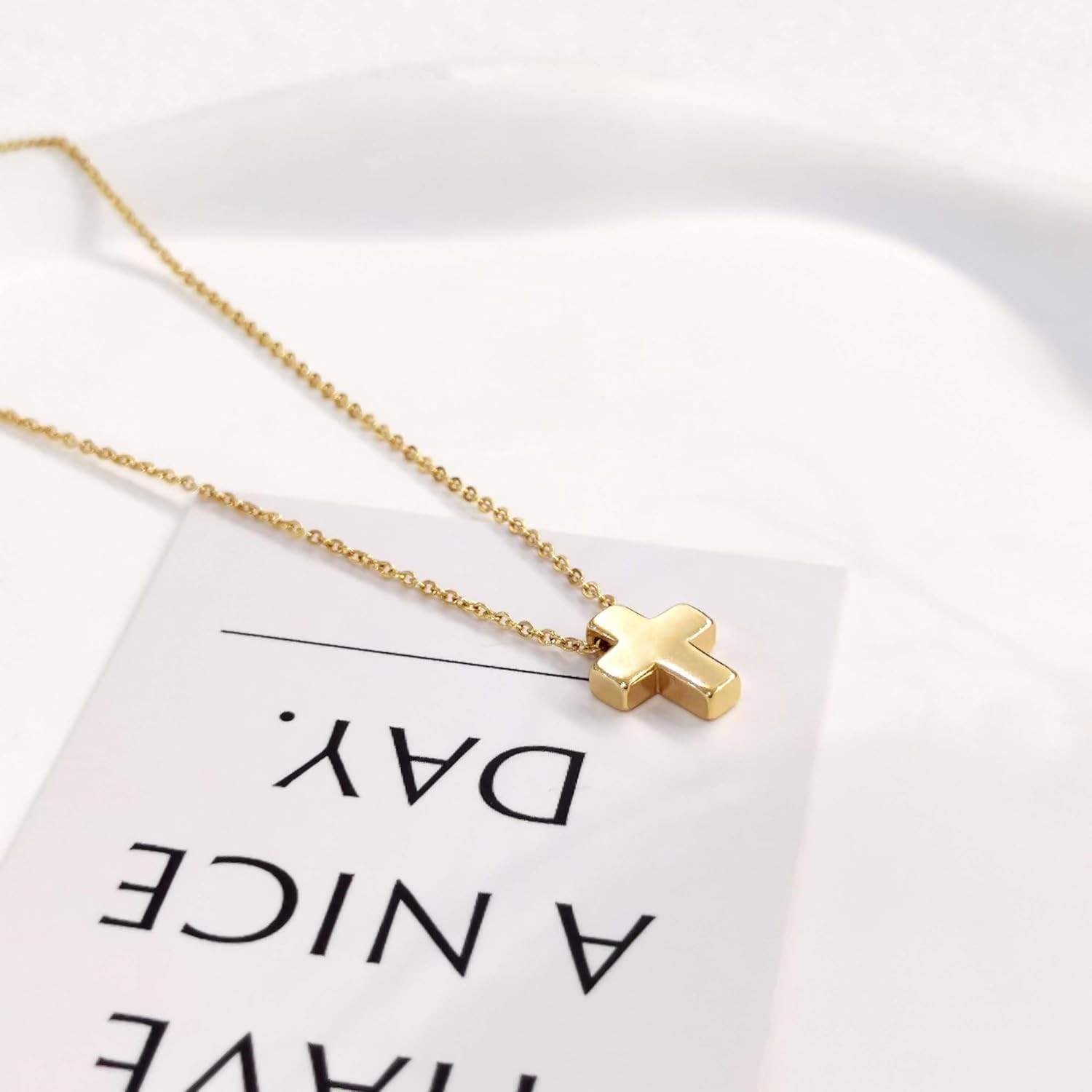 Cross Necklace for Women Gold/Silver Plated Layered Dainty Cross Chain Trendy Ch