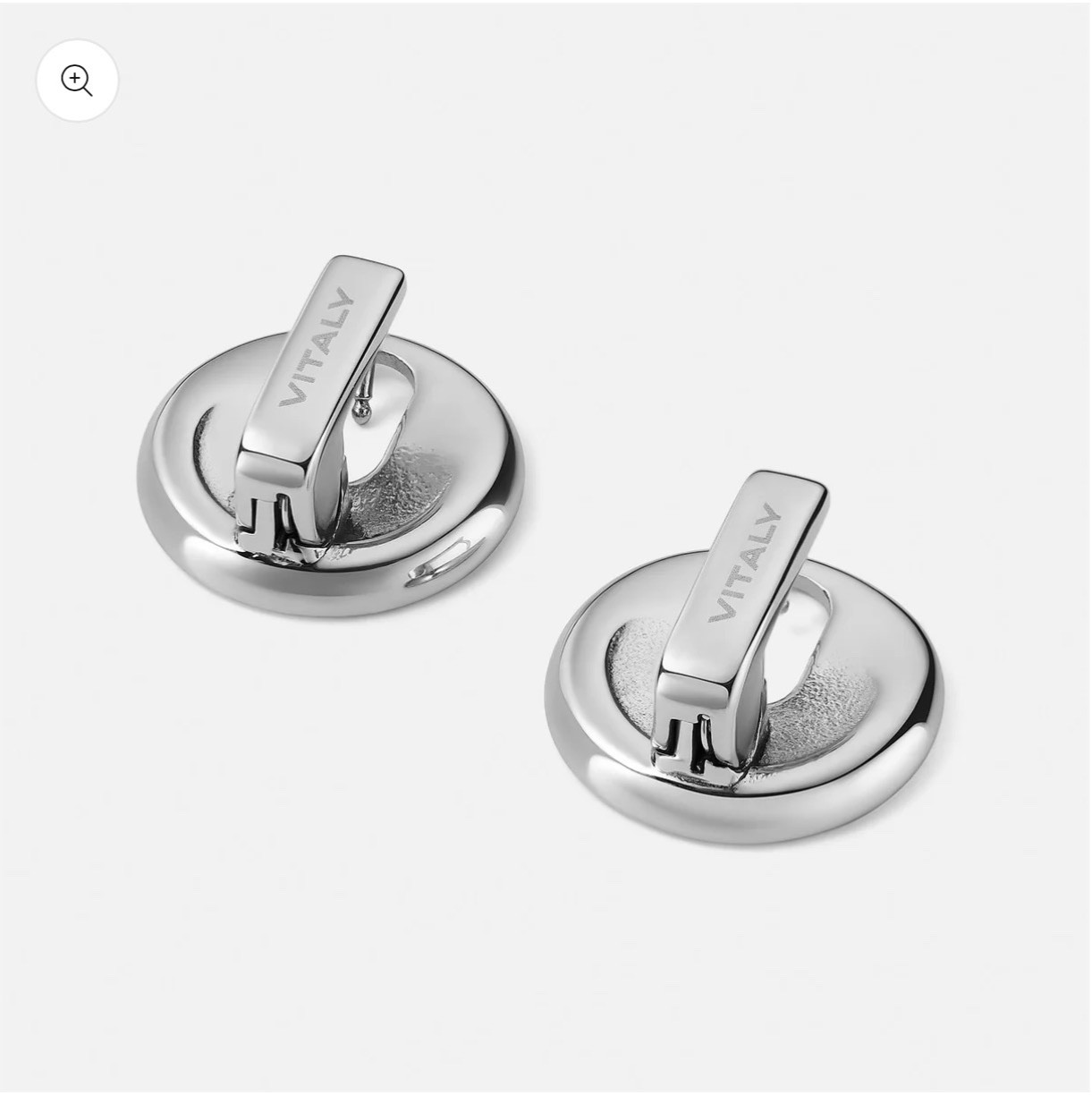 vitaly design prong earrings